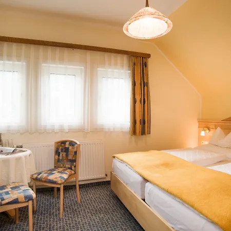 Отель Alpenblick Бадгаштейн