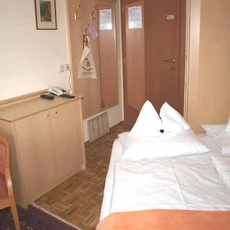 奥攀布莱克酒店 酒店 巴德加斯坦