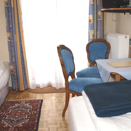 奥攀布莱克酒店 酒店 3*