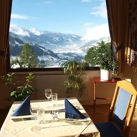 Hotel Alpenblick 3*