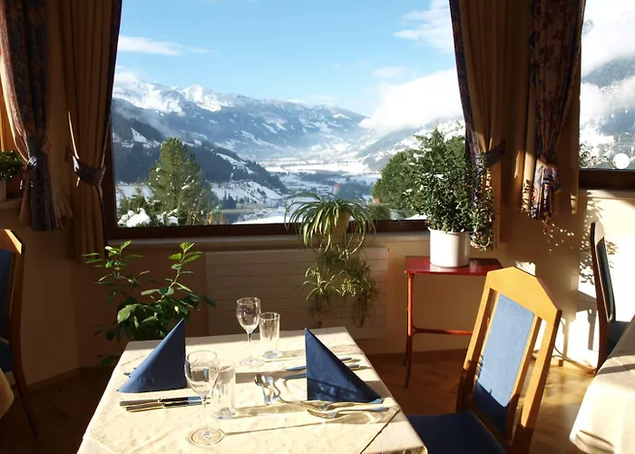 Hotel Alpenblick 3*